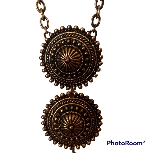 Antiqued Gold Medallion Necklace NEW NWT Vendome Bronze tone Adjustable Tassel - Picture 6 of 7